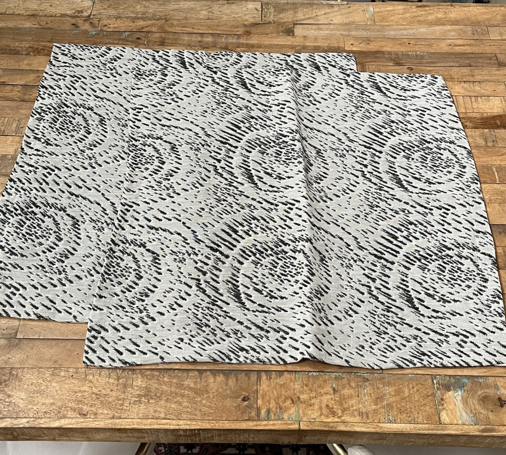 Busatti Linen Blend Square Pillow Covers (2) 25 x 25 in Gray & Black Swirl Italy